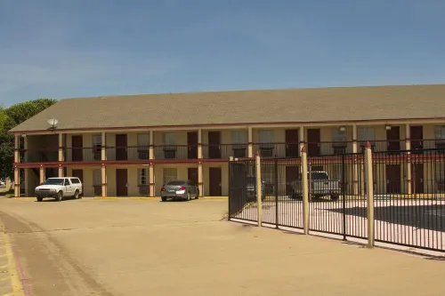 Sherman Inn Hotels in Sherman