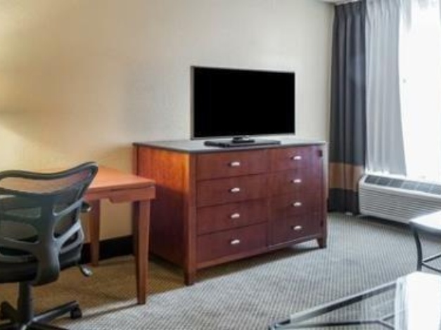 Quality Inn & Suites Albuquerque West