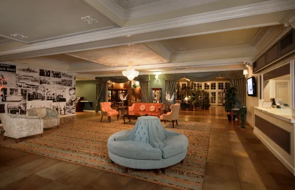 拉斐特泳池俱樂部及小屋酒店