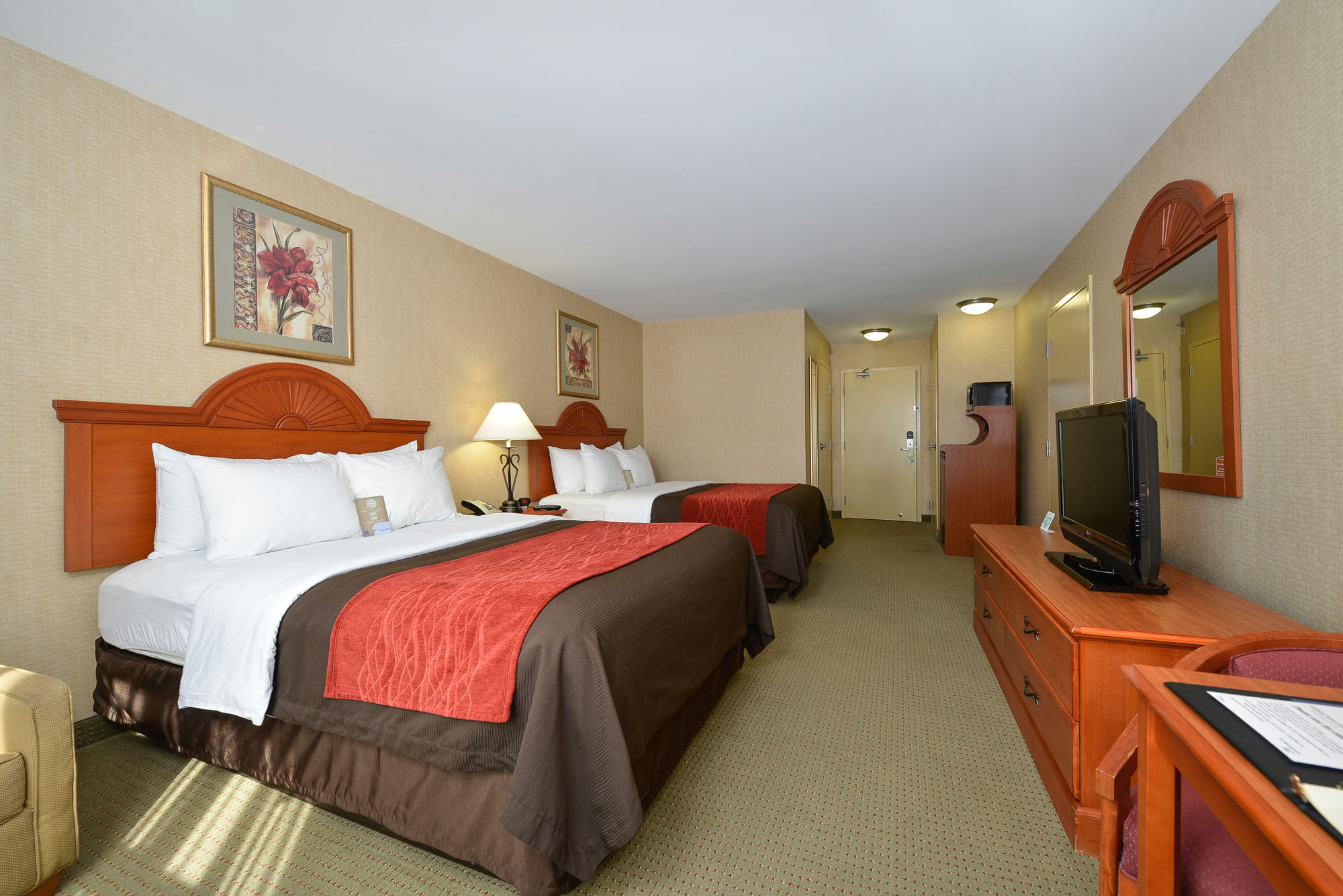 Comfort Inn & Suites Adj to Akwesasne Mohawk Casino