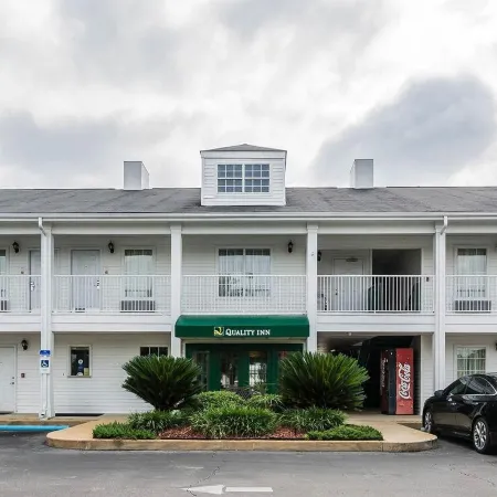 Quality Inn