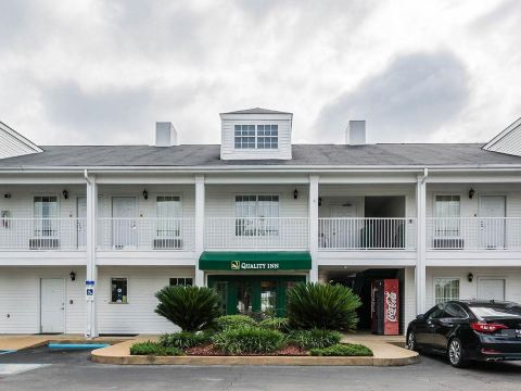 Quality Inn