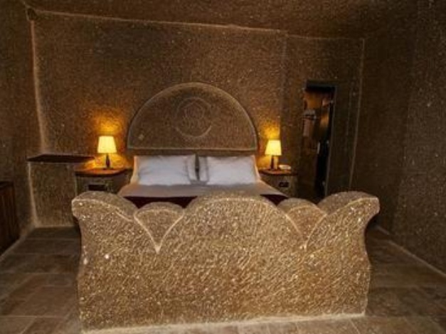 Grand Cave Suites