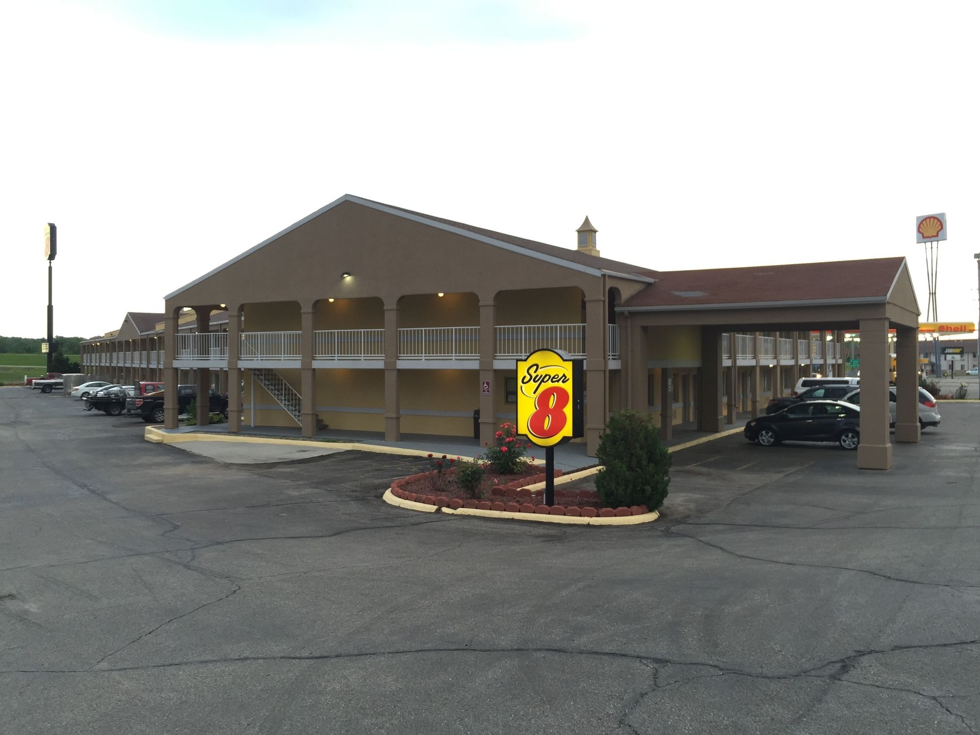 Super 8 by Wyndham Junction City