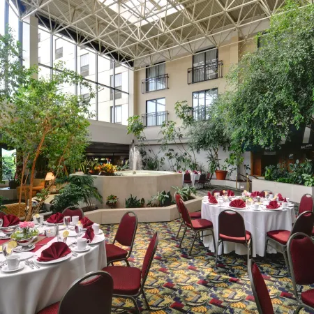 Best Western Royal Plaza Hotel and Trade Center
