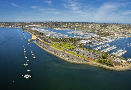 3. 베이 클럽 호텔..