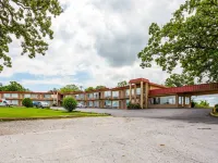 Days Inn by Wyndham Batesville AR Hotels in Independence County