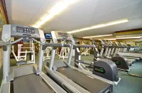 Best Western Plus Longbranch Hotel  Convention Center - Gym