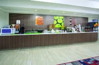 La Quinta Inn & Suites by Wyndham Gallup - 朝食