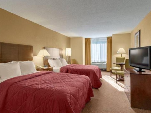 Holiday Inn Express & Suites - Lincoln East - White Mountains, an Ihg Hotel