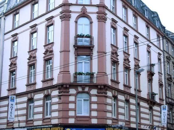 Comfort Hotel Frankfurt Central Station