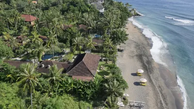 Hidden Paradise Cottages Отели в г. Амед