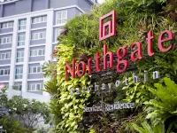 Northgate Ratchayothin Hoteles cerca de Escuela Horwang