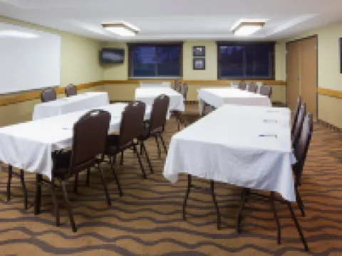 AmericInn by Wyndham St. Cloud MN I-94 Hotels in Saint Cloud