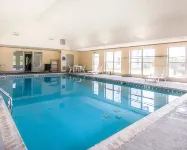 Comfort Inn Hotels in Dickson