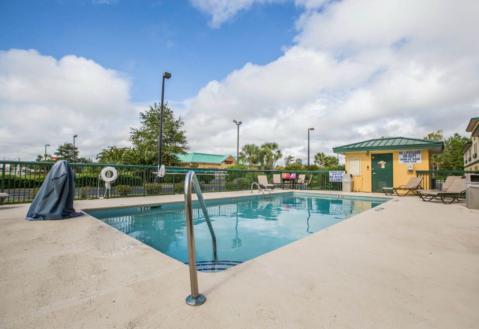 베이몬트 바이 윈덤 호텔 외관 사진