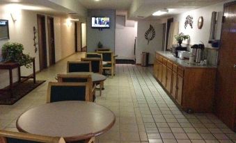 Luxury Inn & Suites