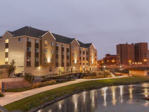 Country Inn & Suites by Radisson, Sioux Falls, SD