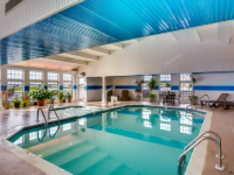 Comfort Suites Chincoteague Island Bayfront Resort Hotéis em Accomack County