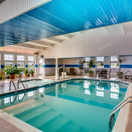 Comfort Suites Chincoteague Island Bayfront Resort