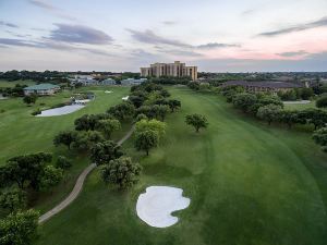 The Ritz-Carlton Dallas, Las Colinas