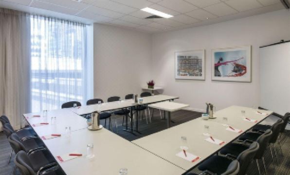 Travelodge Hotel Melbourne Docklands