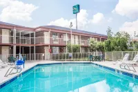 Quality Inn Atlanta Northeast I-85 Hotels in Chamblee
