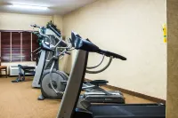 Clarion Pointe Sioux Falls Airport - Gym