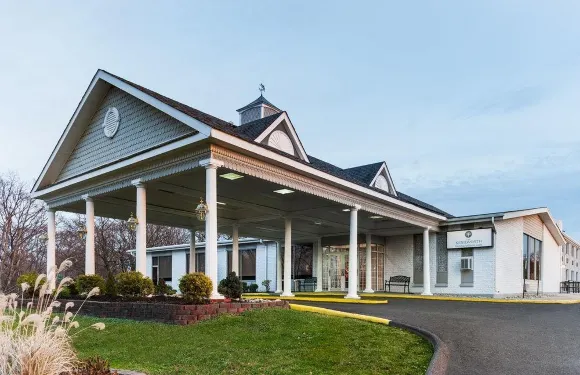 肯尼爾沃思酒店 - 機場西