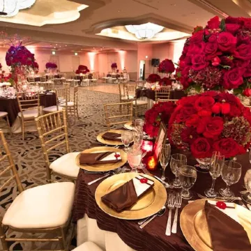 USC Hotel Отели рядом с достопримечательностью «Концертный зал Shrine Auditorium»
