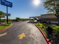 Rodeway Inn San Antonio Lackland AFB - SeaWorld Hotels near Acme Park
