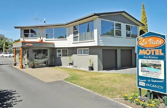 拉維斯塔汽車旅館