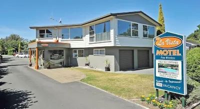 A'La Vista Motel Hotels in 