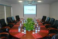 Four Points by Sheraton Dar es Salaam New Africa - Business