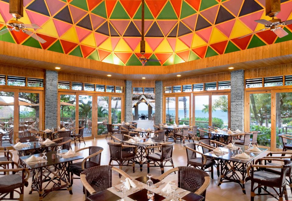 1. 미티 리조트 앤..