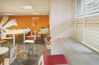 Premiere Classe Boulogne - Saint Martin les Boulogne Hotels in Wierre-Effroy