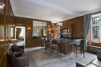 Hellaby Hall Hotel, BW Signature Collection - parking