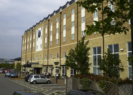 Village Hotel Bournemouth Отели в г. Борнмут
