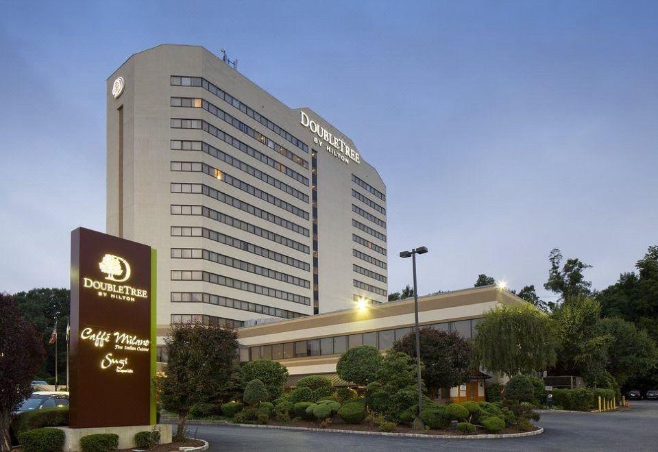 Descubrir 71+ imagen doubletree fort lee Abzlocal.mx