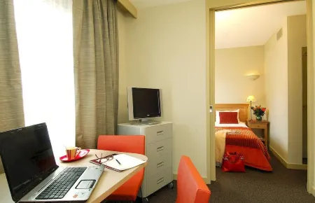 Aparthotel Adagio la Défense Esplanade