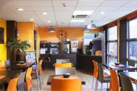 Premiere Classe Paris Ouest - Gennevilliers Barbanniers Hotels in Villeneuve-la-Garenne