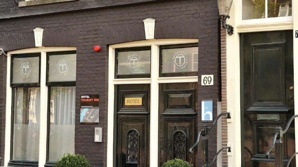 Tourist Inn One