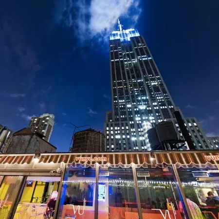The Hotel at Fifth Avenue Отели рядом с достопримечательностью «Манхэттен»