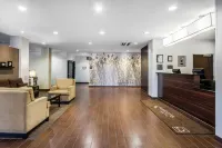 舒眠酒店及套房大福克斯 靠近阿勒魯斯中心 - 2星級