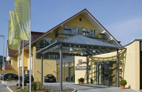 索奈酒店及餐廳