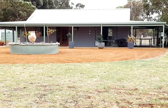 胡桃夾子山林小屋