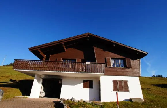 特萊斯亞度假屋