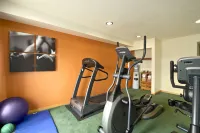 Travelodge Suites by Wyndham New Glasgow - Gym