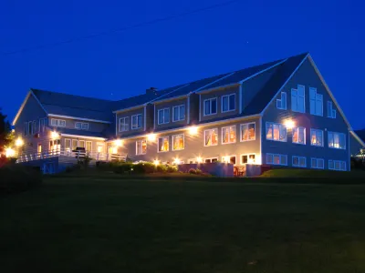 Dundee Resort & Golf Club Hotels in 