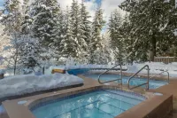 Nita Lake Lodge - Romantic